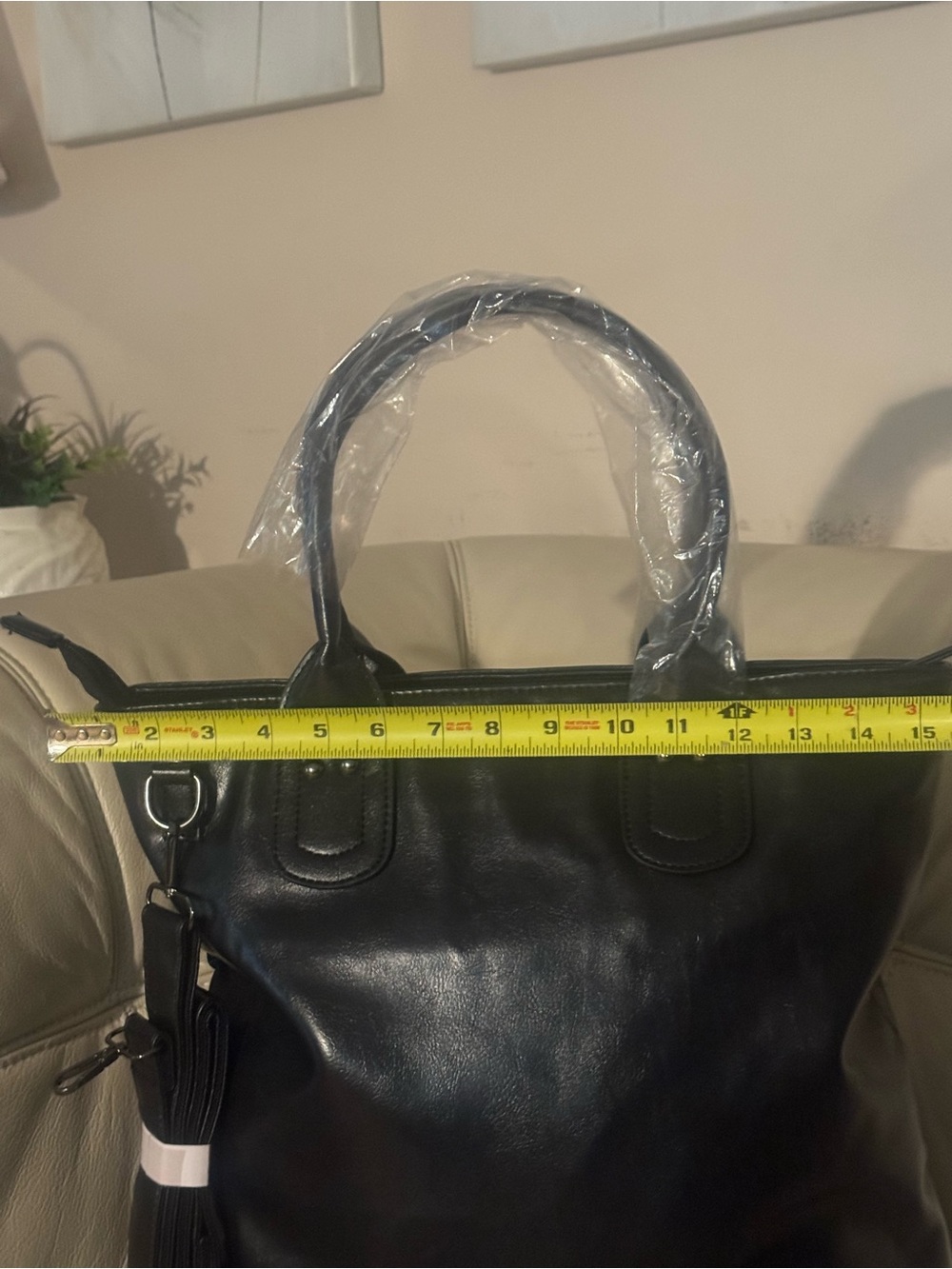 Classic Black Leather Tote Handbag - Picture 3 of 5